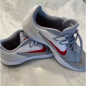 Nike downshift running shoes size 12